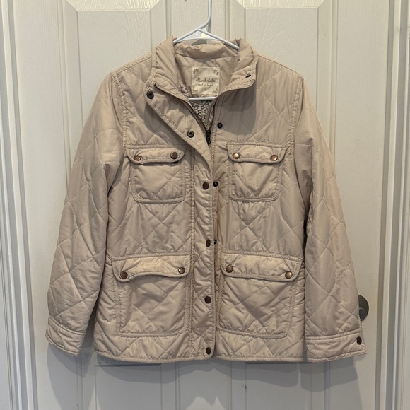 Altar'd State Jackets & Blazers - Altar’d State Women's Quilted Beige Utility Jacket